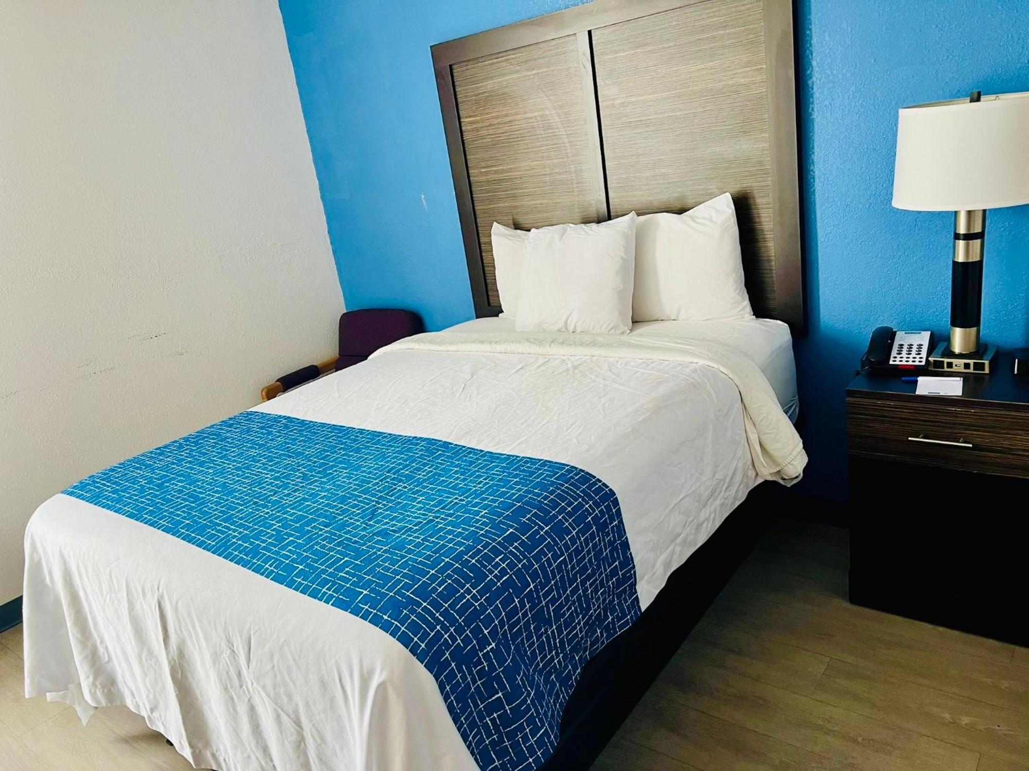 Travelodge By Wyndham Gallipolis Εξωτερικό φωτογραφία