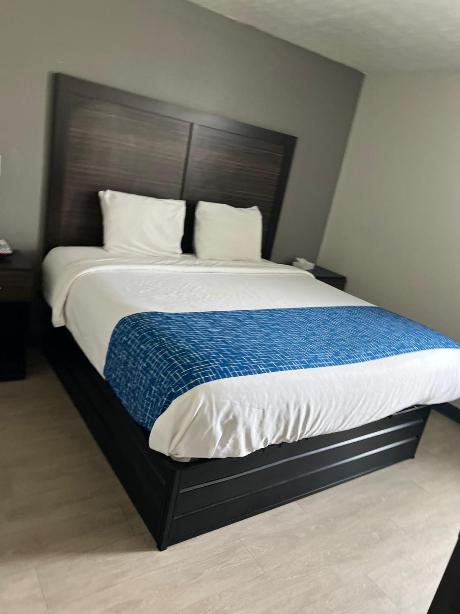 Travelodge By Wyndham Gallipolis Εξωτερικό φωτογραφία