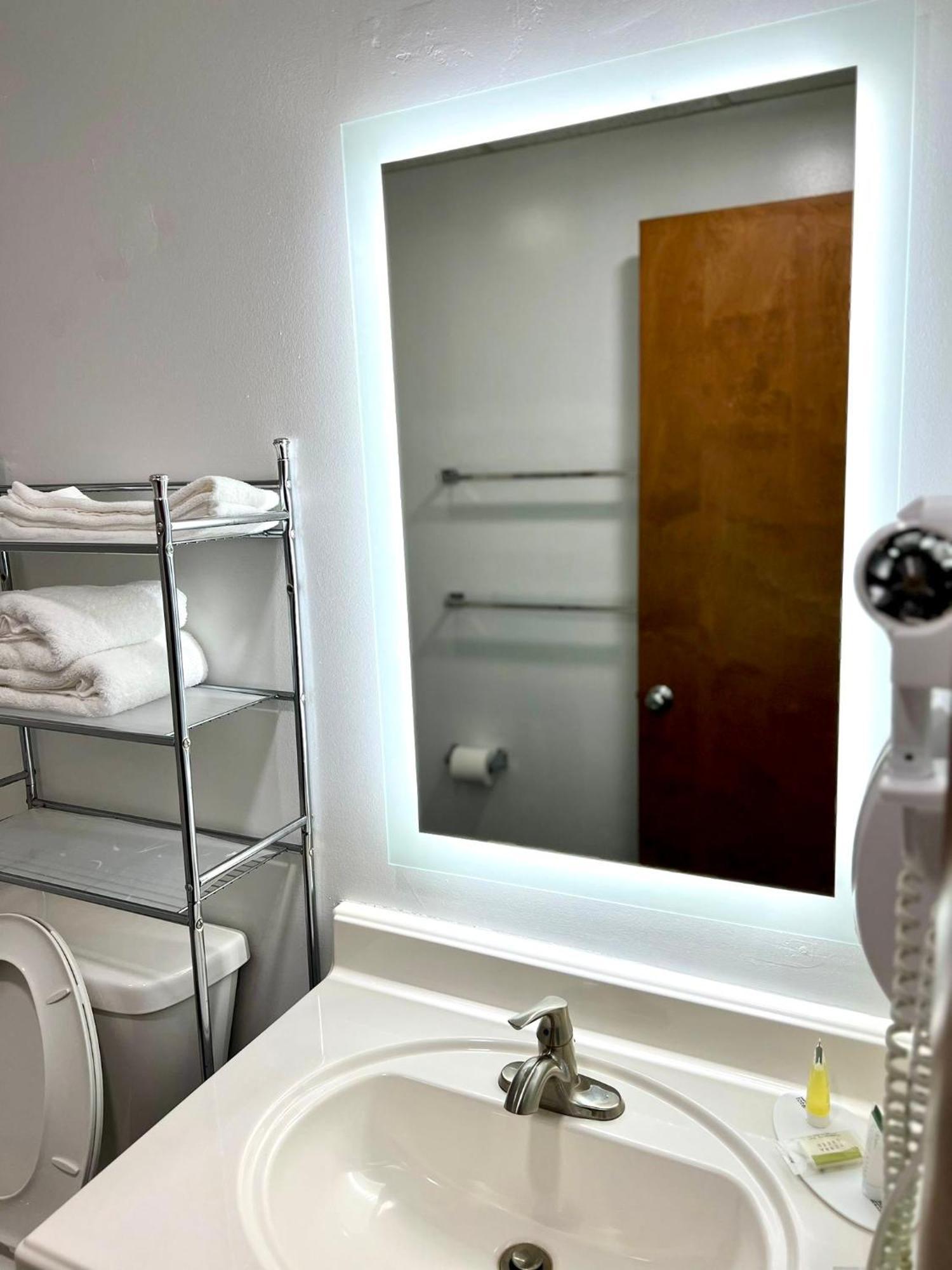 Travelodge By Wyndham Gallipolis Εξωτερικό φωτογραφία